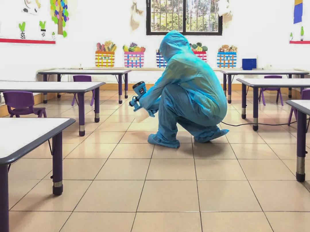 幼儿一日生活演练-现场消毒.jpg 12.jpg